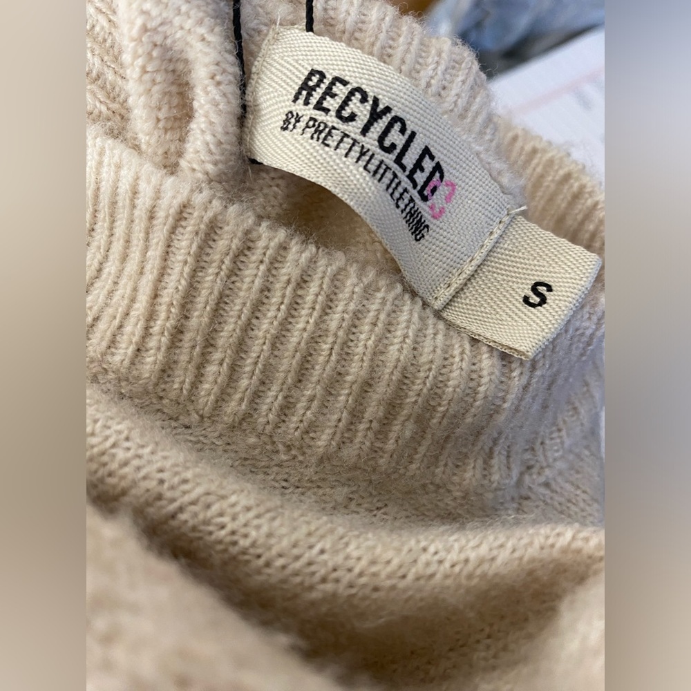 PrettyLittleThing Oatmeal Split Front Knitted Mid… - image 5